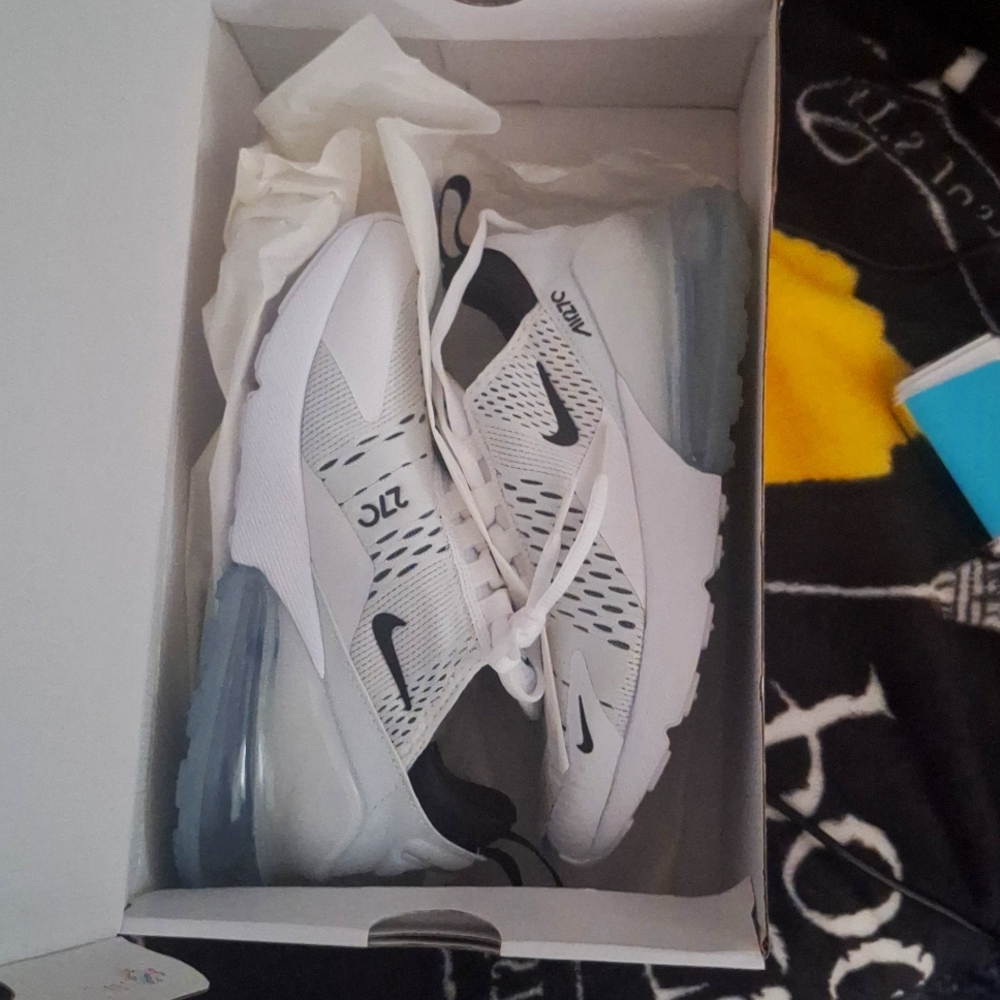Brand new never worn sneakers